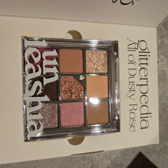 Unleashia Glitterpedia All of Dusty Rose - Picture 3 of 4